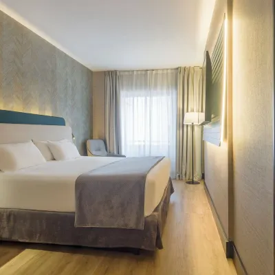 Ilunion Suites Madrid Hotels near Concha Espina Metro Station