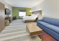 Holiday Inn Express & Suites DENTON NORTH by IHG - parking