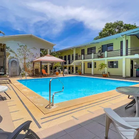 Hotel Pueblo Dorado