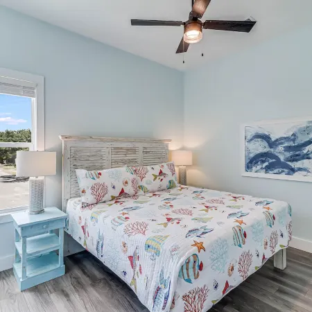 103 Seven Palms, Fishtastic