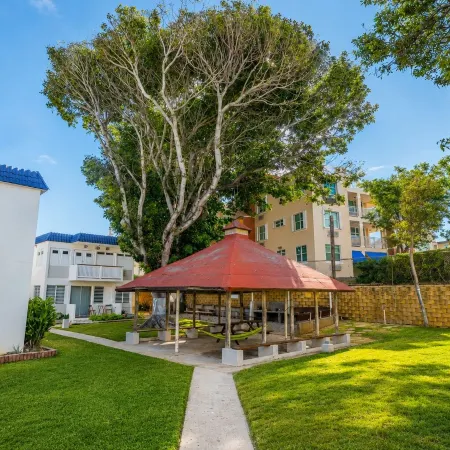 Montones Beach Apartment C-3