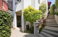 Quiet, Elegant Apartment with Beautiful Views of Terraced Garden - Condos