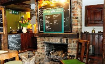 The Castle Arms Inn