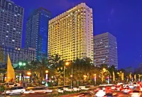 Diamond Hotel Manila Các khách sạn gần Birch Tower