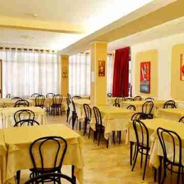 New Hotel Cirene Economy Single Room with Breakfast Dining/Meeting Rooms