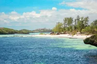 Watamu Villa with Service Personnel