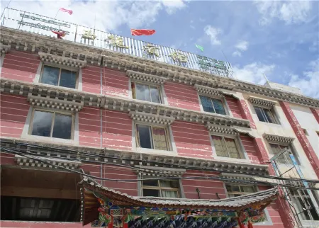 Jiangda Yulong Hotel