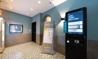 Hotel Cube