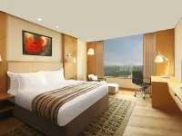DoubleTree by Hilton Pune - Chinchwad Hotels near Bajaj Auto