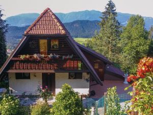 Bonidesa House with Whirlpool