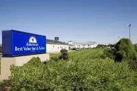 Americas Best Value Inn & Suites- Three Rivers Hotels in Newberg Township