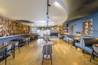 Manor West Hotel & Leisure Club