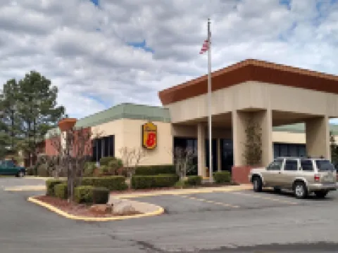 Super 8 by Wyndham Atoka Hoteles en Atoka