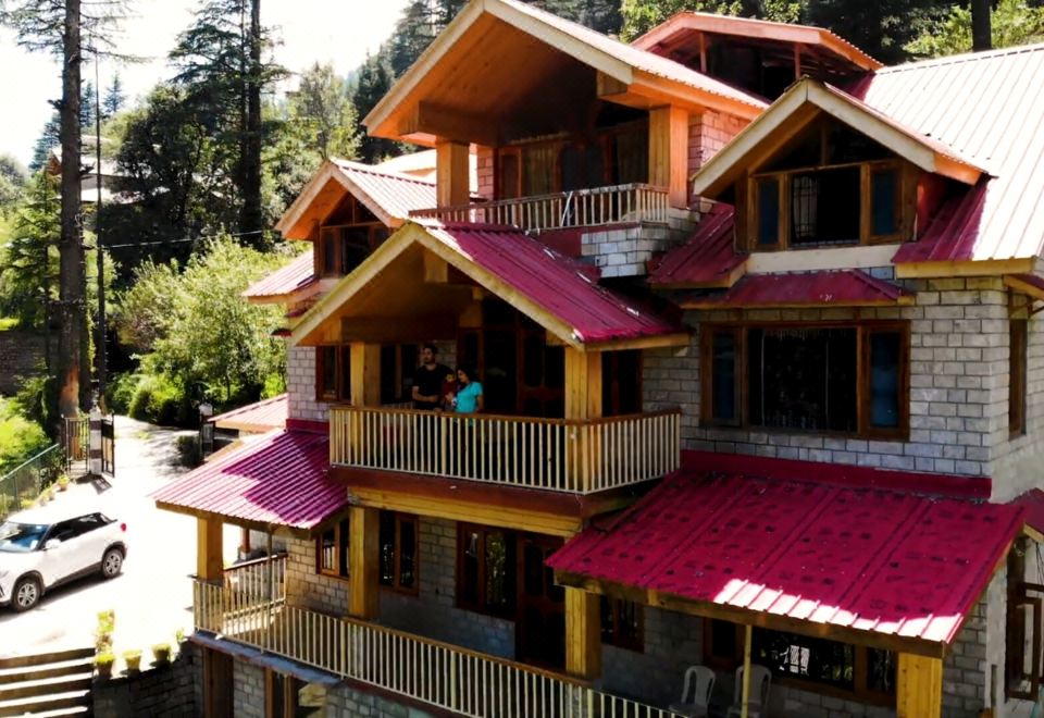 Forest Way Cottage | Rooms & Guided Treks