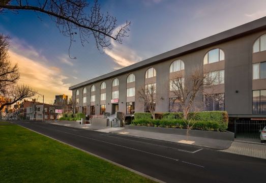 Best Western Plus Travel Inn Hotel