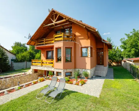 Kaldi Hotels in Fonyodi