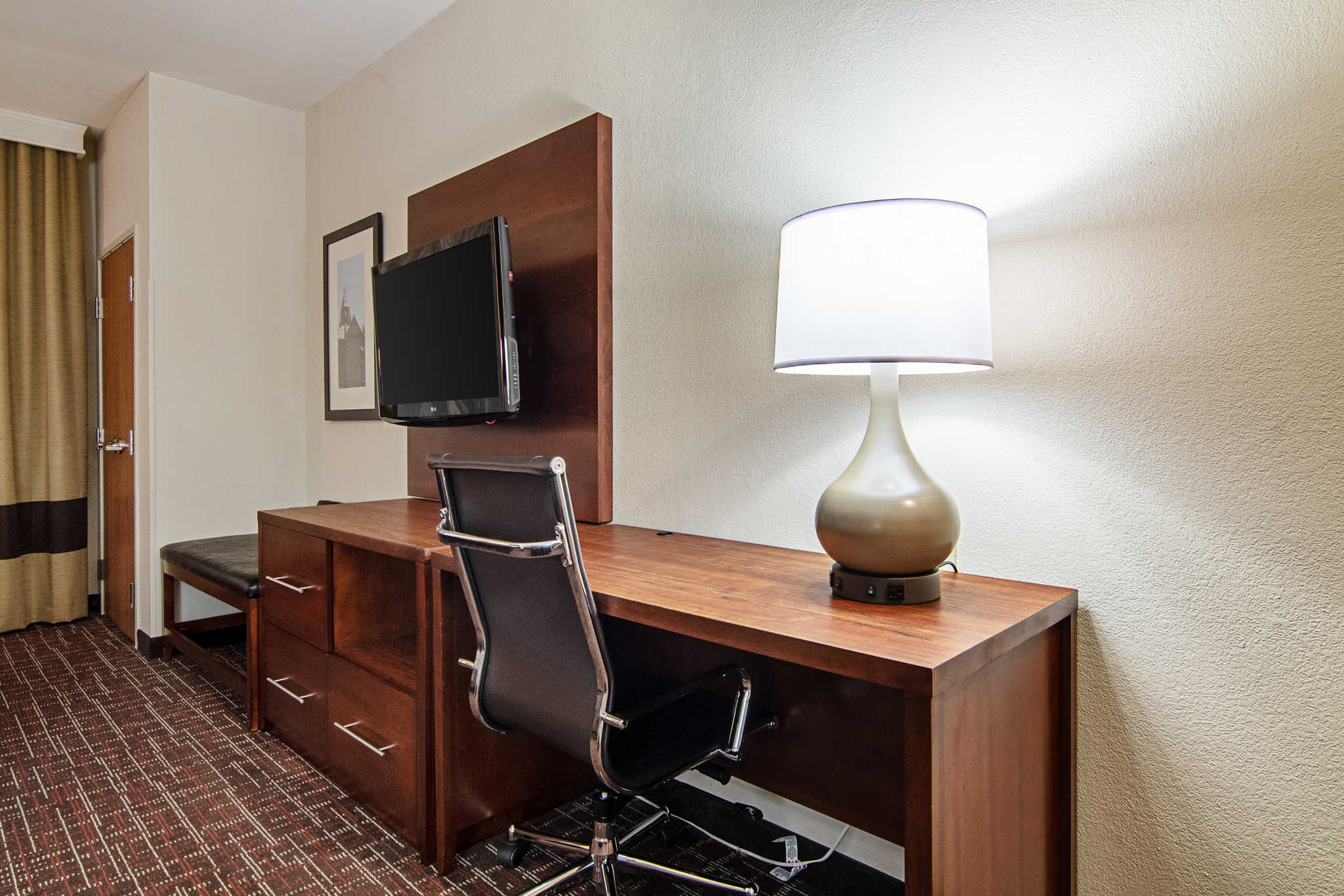 Comfort Suites NW Dallas Near Love Field