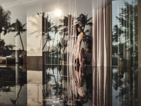 Regent Phu Quoc Отели рядом с достопримечательностью «Chinh Toa Dalat»