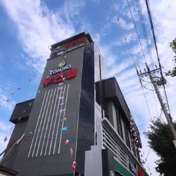 Jinju Comma Self Check-in Motel