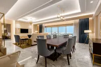 Diplomat Radisson Blu Hotel, Residence and Spa Hotels in Мухаррак