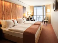 Holiday Inn SALZBURG CITY by IHG Hotels near آيغن