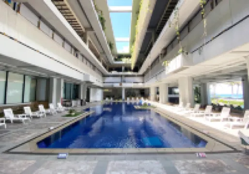 Flat Peace Chair House