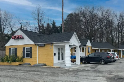 Red Carpet Inn Alexandria Hotels near George Washington's Mount Vernon