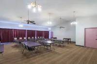Motel 6 Stephenville, TX