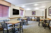 Super 8 by Wyndham Clearfield Hotels in Lawrence Township