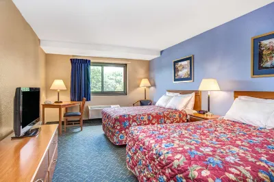 Super 8 by Wyndham Mahwah Các khách sạn ở Suffern