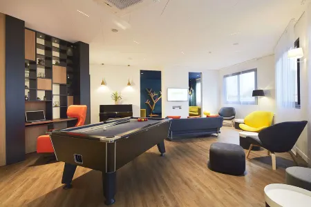 Kyriad Paris Ouest - Bezons la DÉFENSE Отели в г. Сартрувиль