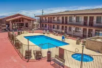 Quality Inn Benson I-10 Exit 304 - Pools