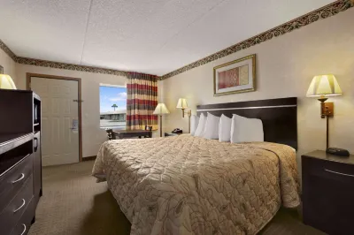 Days Inn by Wyndham Grantville Hershey North Hotels near Hollywood Casino at Penn National Race Course