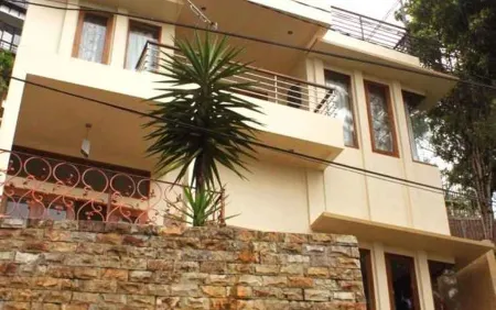 De Bukit Dago Villa by HouseinBandung