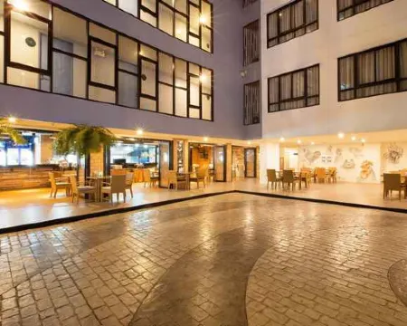 เซ็น โฮเทล นครปฐม โรงแรมในนครปฐม