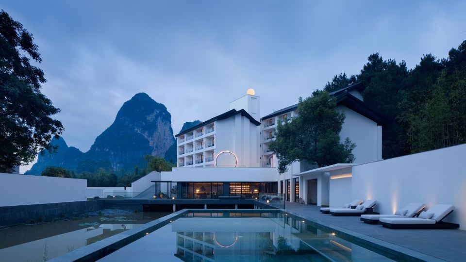Jora hotel by Li River, Yangshuo