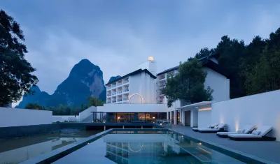 Jora hotel  by Li River, Yangshuo Hotels in Lijiang River Scenic Spot
