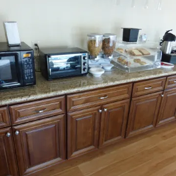 Red Roof Inn Needles