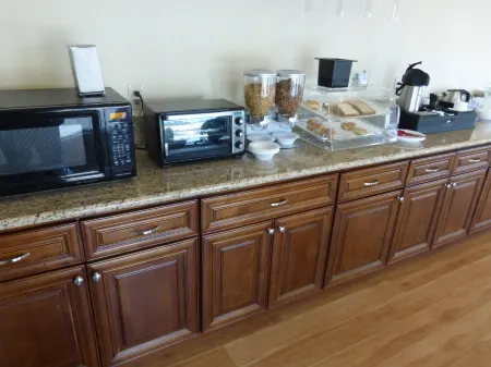 Red Roof Inn Needles Отели в г. Нидлс