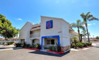 Motel 6 Carlsbad, CA - Near Legoland