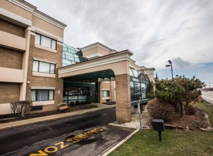 Comfort Suites Oakbrook Terrace Near Oakbrook Center