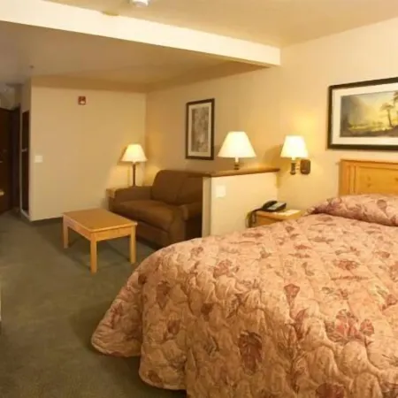 Crivitz Lodge