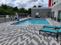 avid hotel MELBOURNE - VIERA by IHG - Pools