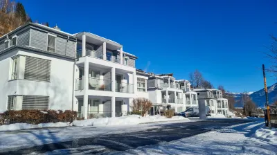 Finest Apartment Glacier View