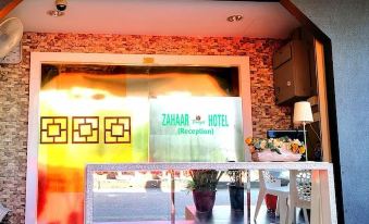 Zahaar Hotel