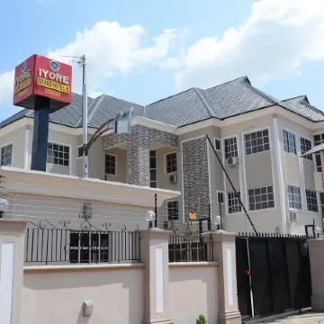 Iyore Grand Hotel and Suites