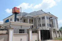 Iyore Grand Hotel and Suites Hotel di 