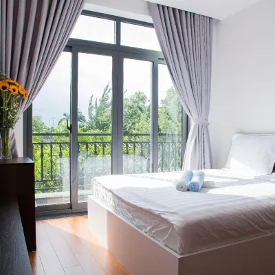 Melow Riverview Apartment Отели рядом с достопримечательностью «Гипермаркет Vincom Plaza Thu Duc»