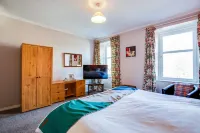Richmond Arms - Adults Only