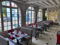 Hotel du Cheval Blanc Hotels in Pouzauges